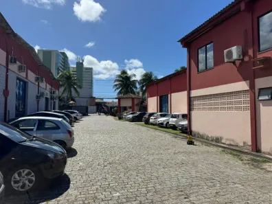 Galpão/Depósito/Armazém à venda, 2200m² no Pitangueiras, Lauro de Freitas