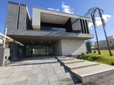 Casa de Condomínio com 4 Quartos à venda, 260m² no Jardins Capri, Senador Canedo