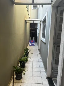Casa com 2 Quartos para alugar, 60m² no Parque Regina, São Paulo