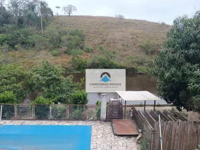 Fazenda/Sítio com 5 Quartos à venda, 2000m² no Botujuru, Mogi das Cruzes
