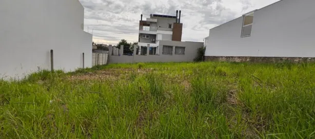 Lote/Terreno à venda, 200m² no Guarujá, Porto Alegre