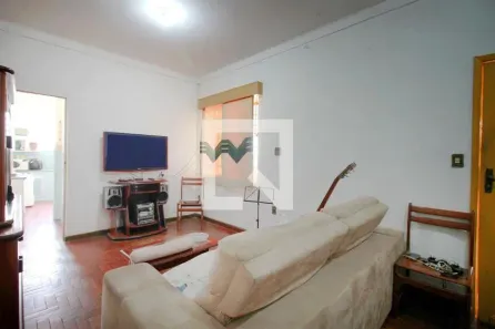 Casa com 2 Quartos à venda, 250m² no Sagrada Família, Belo Horizonte