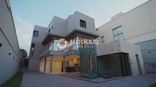 Casa de Condomínio com 4 Quartos à venda, 439m² no Gávea, Uberlândia
