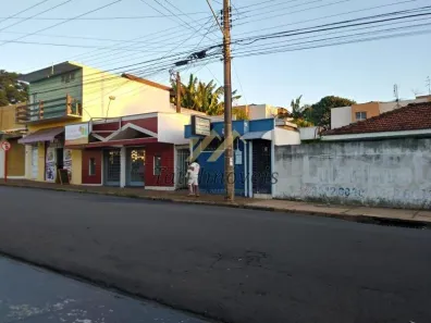 Imóvel Comercial com 2 Quartos à venda, 100m² no Jardim São João Batista, São Carlos