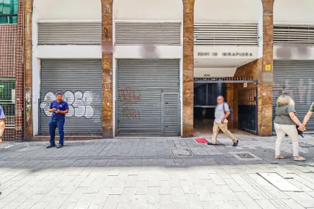 Ponto Comercial com 15 Quartos para alugar, 841m² no República, São Paulo