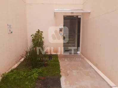 Apartamento com 2 Quartos à venda, 45m² no Jardim Holanda, Uberlândia