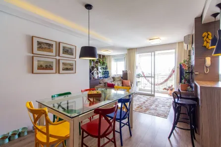 Apartamento com 3 Quartos à venda, 74m² no Passo da Areia, Porto Alegre
