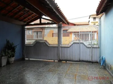 Casa com 3 Quartos à venda, 250m² no Jardim Terras de São João, Jacareí