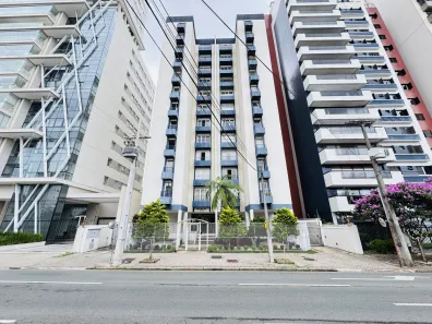Apartamento com 3 Quartos para alugar, 80m² no Batel, Curitiba