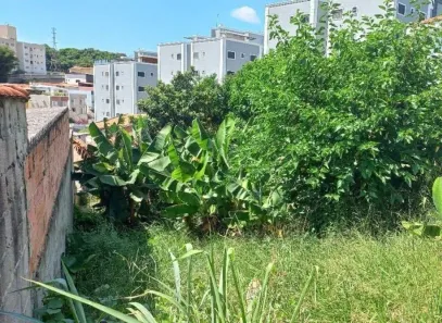 Lote/Terreno à venda, 250m² no Centro, Vinhedo