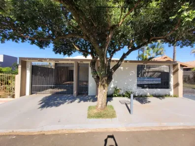 Casa com 4 Quartos à venda, 200m² no San Fernando, Londrina