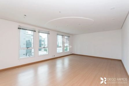 Sala Comercial à venda, 92m² no Auxiliadora, Porto Alegre