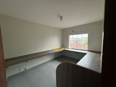 Sala Comercial para alugar, 74m² no Novo Rio das Ostras, Rio das Ostras
