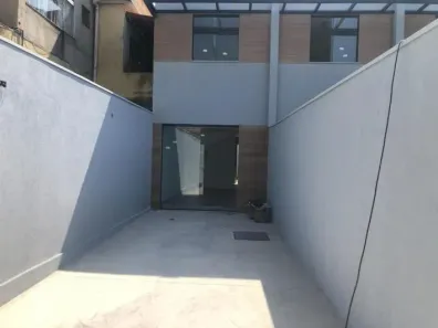 Sobrado com 2 Quartos à venda, 90m² no Vila Romanópolis, Ferraz de Vasconcelos