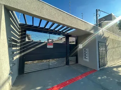 Casa de Condomínio com 2 Quartos para alugar, 80m² no Amambaí, Campo Grande