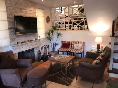 Casa de Condomínio com 3 Quartos para alugar, 228m² no Jardim Monte Alegre, São Paulo