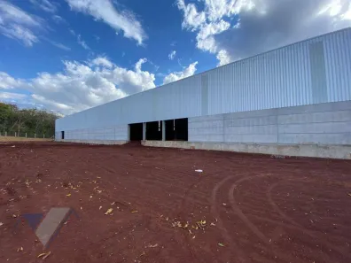 Galpão/Depósito/Armazém para alugar, 4000m² no Morumbi, Cascavel
