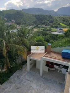 Sobrado com 4 Quartos à venda, 350m² no Varadouro, São Sebastião