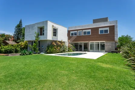 Casa de Condomínio com 4 Quartos à venda, 418m² no Chapéu do Sol, Porto Alegre
