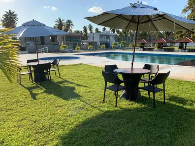 Casa de Condomínio com 4 Quartos à venda, 270m² no Massagueira de Baixo, Marechal Deodoro