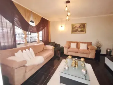 Sobrado com 4 Quartos à venda, 236m² no Vila Santa Terezinha (Zona Norte), São Paulo