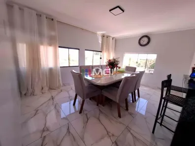 Sobrado com 3 Quartos à venda, 310m² no Solange Parque I, Goiânia