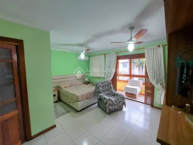 Sobrado com 3 Quartos à venda, 360m² no Menino Deus, Porto Alegre