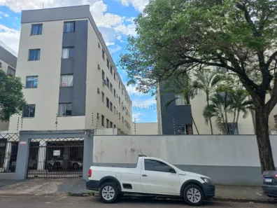 Apartamento com 2 Quartos para alugar, 108m² no Centro, Londrina