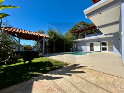 Fazenda/Sítio com 3 Quartos à venda, 200m² no Bonsucesso, Guarulhos
