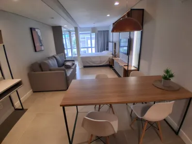 Apartamento com 1 Quarto para alugar, 40m² no Centro, Florianópolis