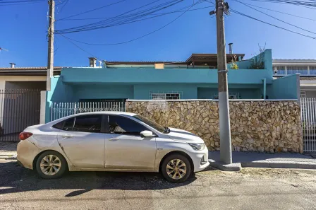 Sobrado com 3 Quartos à venda, 125m² no Santa Cândida, Curitiba