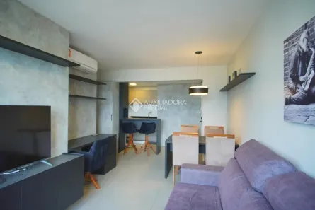 Apartamento com 1 Quarto para alugar, 53m² no Três Figueiras, Porto Alegre