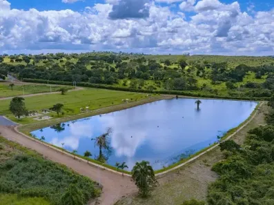 Lote/Terreno à venda, 1000m² no Setor Pai Eterno, Trindade