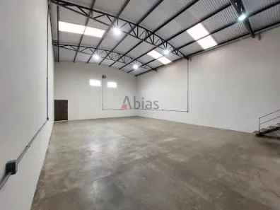 Galpão/Depósito/Armazém para alugar, 210m² no Jardim Ipanema, São Carlos