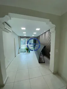 Imóvel Comercial com 3 Quartos para alugar, 100m² no Gonzaga, Santos