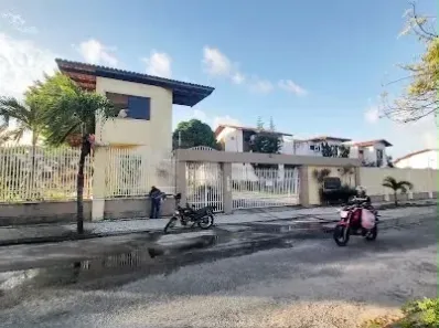 Casa de Condomínio com 1 Quarto à venda, 195m² no Sapiranga-Coité, Fortaleza