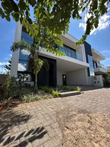 Casa de Condomínio com 3 Quartos à venda, 200m² no Parque Verde, Cascavel