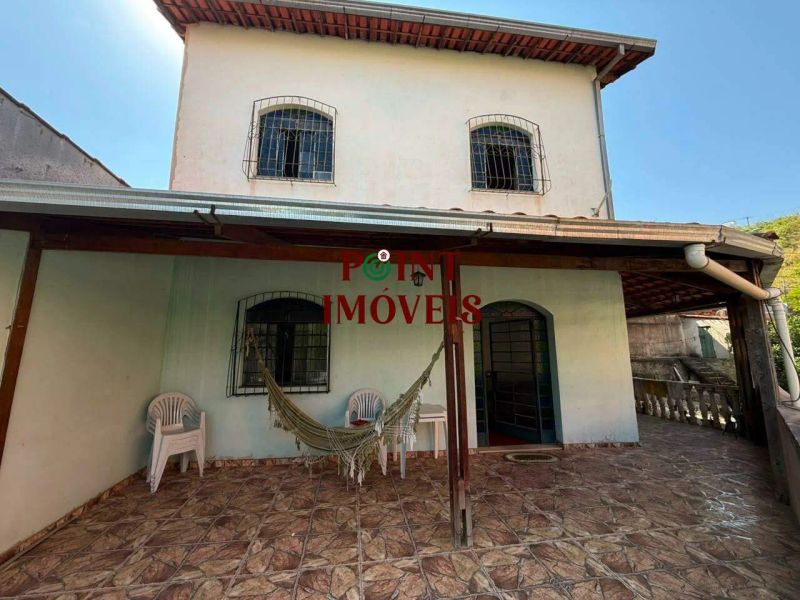 Casa com 4 quartos — Salgado Filho, Belo Horizonte