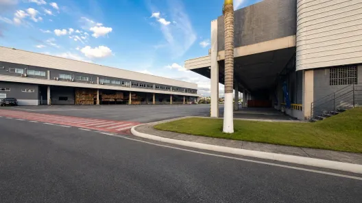 Galpão/Depósito/Armazém para alugar, 1287m² no Vila Cristina, Betim