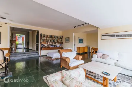 Casa com 4 Quartos à venda, 300m² no Pacaembu, São Paulo