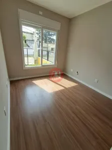 Casa com 3 Quartos para alugar, 70m² no Guarujá, Porto Alegre