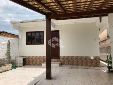 Casa com 3 Quartos à venda, 100m² no Canasvieiras, Florianópolis