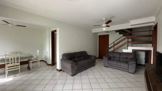 Cobertura com 3 Quartos para alugar, 163m² no Centro, Balneário Camboriú