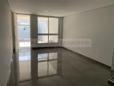 Sobrado com 4 Quartos à venda, 166m² no Vila Gumercindo, São Paulo
