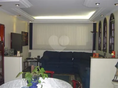 Sobrado com 5 Quartos à venda, 300m² no Vila Dionisia, São Paulo
