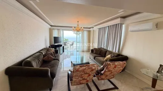 Apartamento com 3 Quartos para alugar, 165m² no Centro, Balneário Camboriú