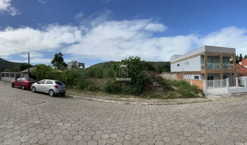 Lote/Terreno à venda, 768m² no Zimbros, Bombinhas