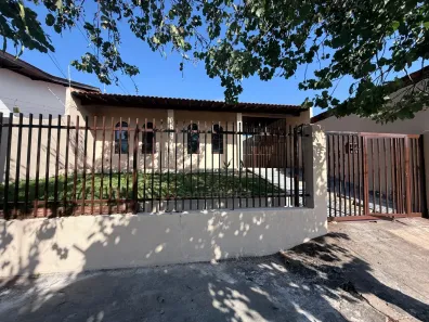 Casa com 3 Quartos à venda, 140m² no Shangri-lá, Londrina