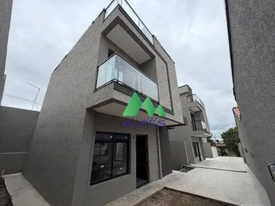 Sobrado com 3 Quartos à venda, 141m² no Novo Mundo, Curitiba