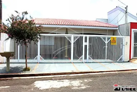 Casa com 2 Quartos à venda, 160m² no Jardim Continental, Marília